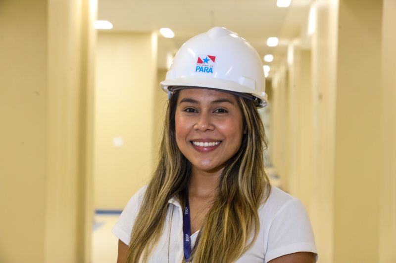 Caroline Corrêa, Engenheira Civil <div class='credito_fotos'>Foto: Marcelo Lelis / Ag. Pará &nbsp;&nbsp;|&nbsp;&nbsp; <a href='/midias/2024/originais/18024_1241c9e0-77f3-8200-1880-b6c84112c6f2.jpg' download><i class='fa-solid fa-download'></i> Download</a></div>