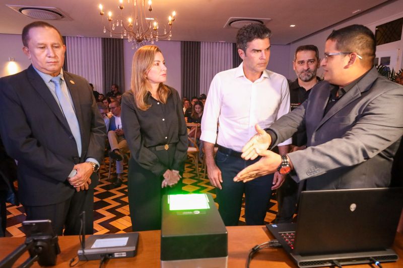  <div class='credito_fotos'>Foto: Bruno Cecim / Ag.Pará &nbsp;&nbsp;|&nbsp;&nbsp; <a href='/midias/2024/originais/18034_38f019e4-cf1b-7fea-a55d-d3d3aa2ea9ff.jpg' download><i class='fa-solid fa-download'></i> Download</a></div>