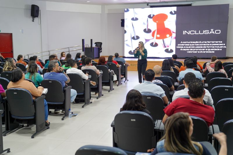  <div class='credito_fotos'>Foto: Bruno Cecim / Ag.Pará &nbsp;&nbsp;|&nbsp;&nbsp; <a href='/midias/2024/originais/18213_1a3f9109-0806-59e7-8fbc-d3ce1bc24dc6.jpg' download><i class='fa-solid fa-download'></i> Download</a></div>