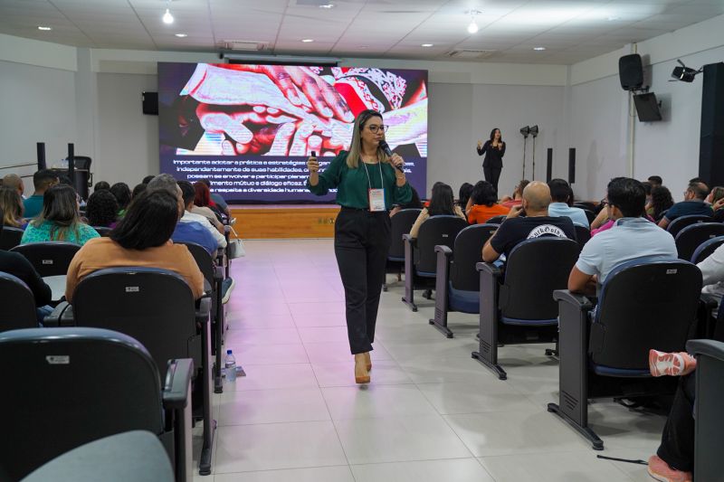  <div class='credito_fotos'>Foto: Bruno Cecim / Ag.Pará &nbsp;&nbsp;|&nbsp;&nbsp; <a href='/midias/2024/originais/18213_2e43527e-6fb0-f5db-7ee7-0aecec4209b2.jpg' download><i class='fa-solid fa-download'></i> Download</a></div>