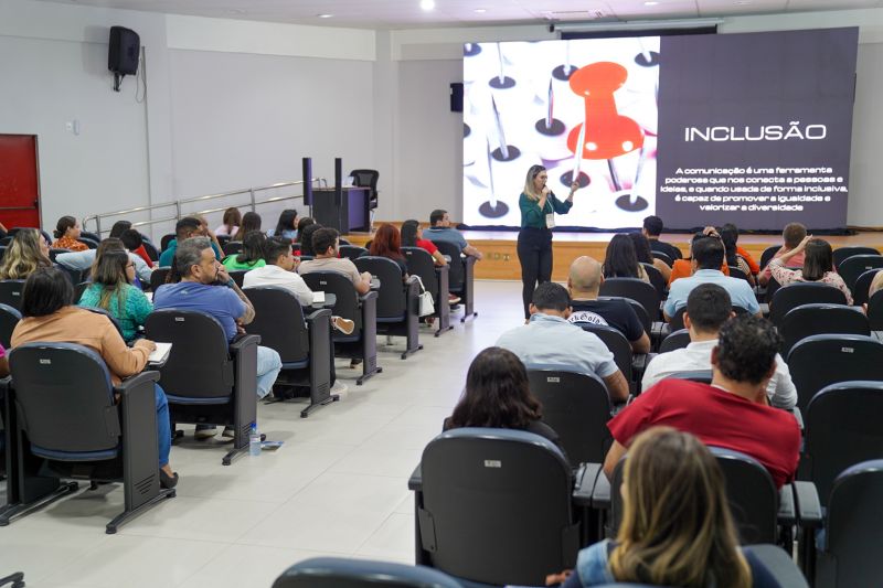  <div class='credito_fotos'>Foto: Bruno Cecim / Ag.Pará &nbsp;&nbsp;|&nbsp;&nbsp; <a href='/midias/2024/originais/18213_416d4044-300d-7fae-38ec-45c7be2a7edf.jpg' download><i class='fa-solid fa-download'></i> Download</a></div>