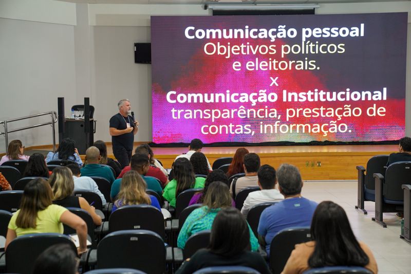  <div class='credito_fotos'>Foto: Bruno Cecim / Ag.Pará &nbsp;&nbsp;|&nbsp;&nbsp; <a href='/midias/2024/originais/18213_6d7f6e70-a947-cc37-028e-0a08f6a7d6af.jpg' download><i class='fa-solid fa-download'></i> Download</a></div>