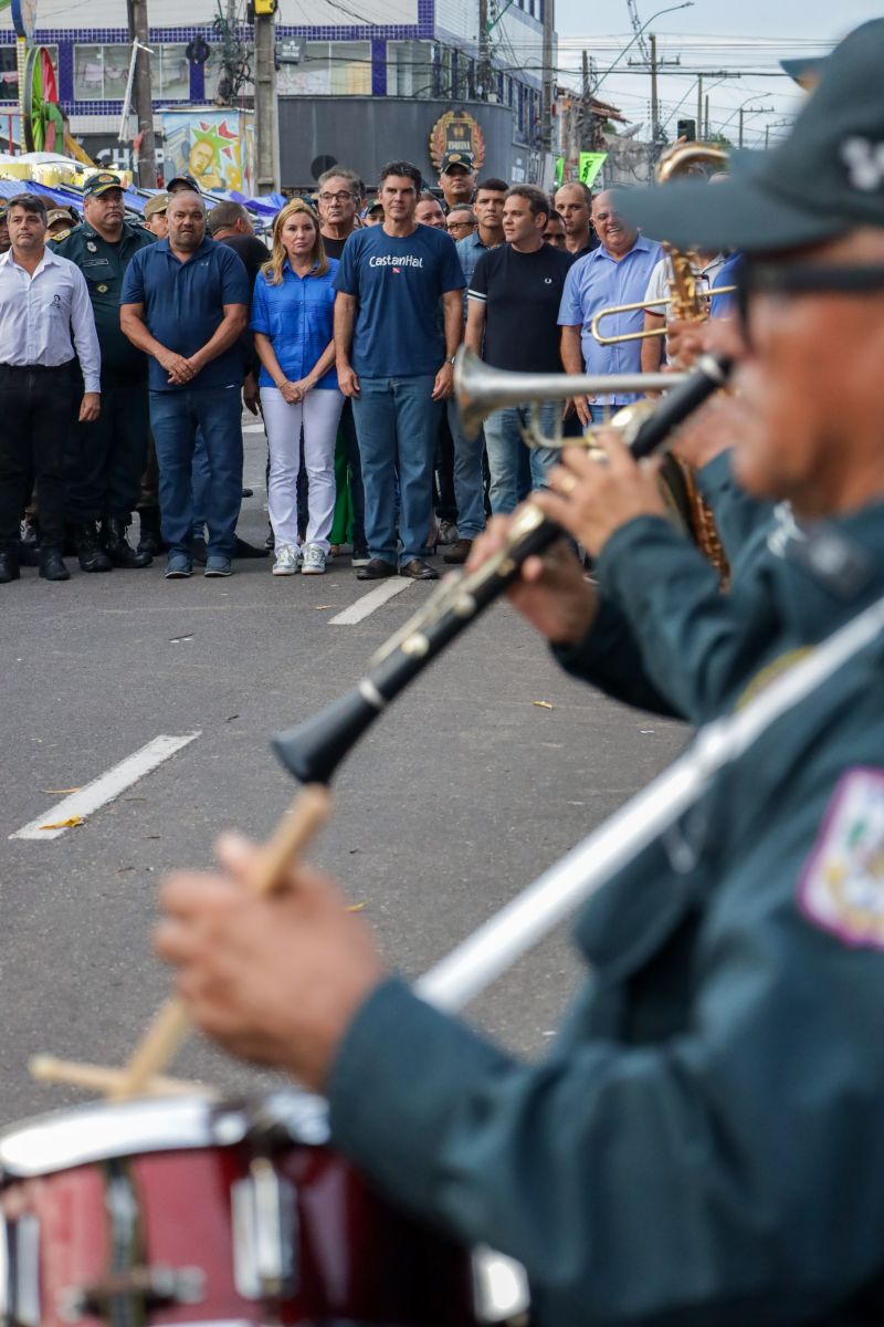 Evento GOV. HELDER BARBALHO EM  CASTANHAL - Fotos Pedro Guerreiro/ AgPará 

ARTESANATO MODELO
ENTREGA VIATURA ROSA DEAM 
ENTREGA VIATURAS PM 
TITULOS DE TERRA
SUA CASA
PRONUNCIAMENTO <div class='credito_fotos'>Foto: Pedro Guerreiro / Ag. Pará &nbsp;&nbsp;|&nbsp;&nbsp; <a href='/midias/2024/originais/18216_0998edba-f290-7d79-c03c-8ddc32cea671.jpg' download><i class='fa-solid fa-download'></i> Download</a></div>