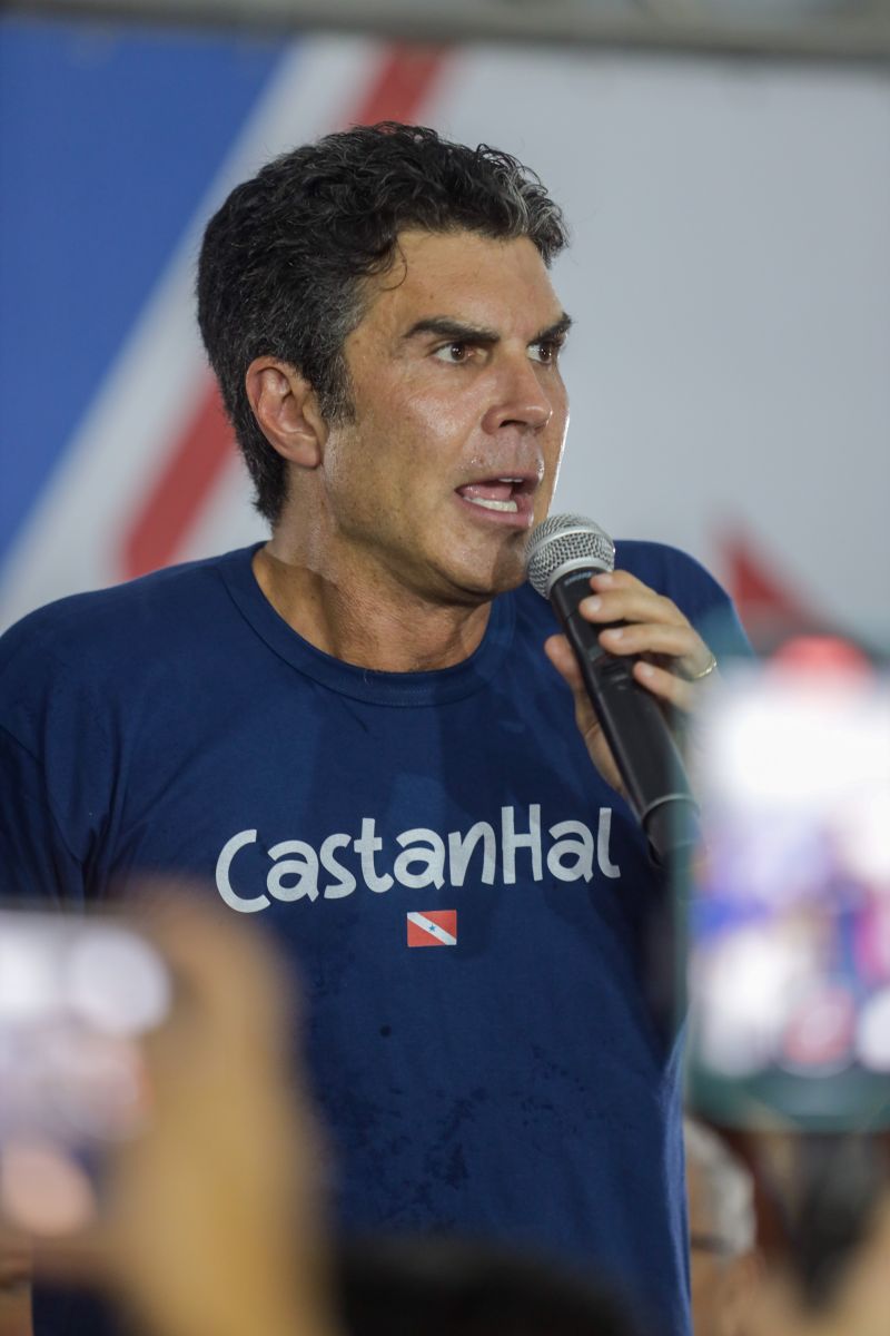 Evento GOV. HELDER BARBALHO EM  CASTANHAL - Fotos Pedro Guerreiro/ AgPará 

ARTESANATO MODELO
ENTREGA VIATURA ROSA DEAM 
ENTREGA VIATURAS PM 
TITULOS DE TERRA
SUA CASA
PRONUNCIAMENTO <div class='credito_fotos'>Foto: Pedro Guerreiro / Ag. Pará &nbsp;&nbsp;|&nbsp;&nbsp; <a href='/midias/2024/originais/18216_2299bfde-af74-59b0-ce71-950b792f2238.jpg' download><i class='fa-solid fa-download'></i> Download</a></div>