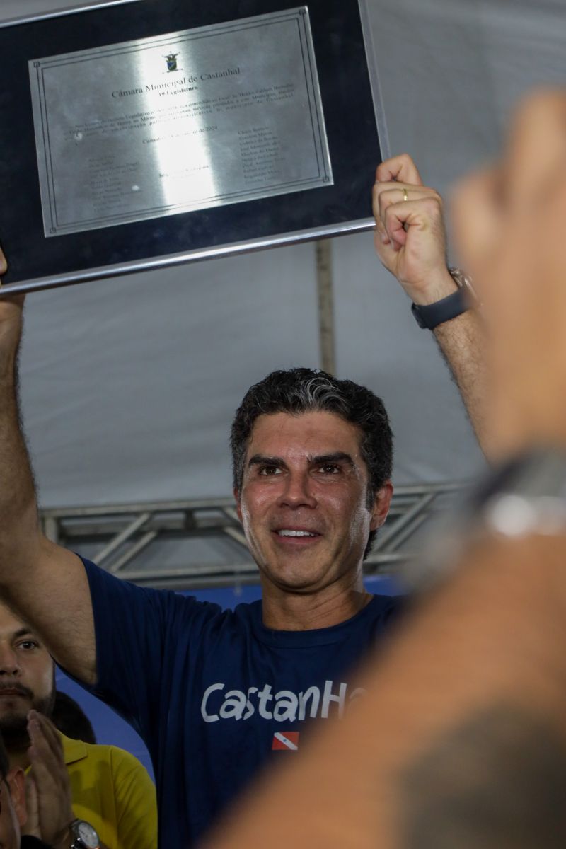 Evento GOV. HELDER BARBALHO EM  CASTANHAL - Fotos Pedro Guerreiro/ AgPará 

ARTESANATO MODELO
ENTREGA VIATURA ROSA DEAM 
ENTREGA VIATURAS PM 
TITULOS DE TERRA
SUA CASA
PRONUNCIAMENTO <div class='credito_fotos'>Foto: Pedro Guerreiro / Ag. Pará &nbsp;&nbsp;|&nbsp;&nbsp; <a href='/midias/2024/originais/18216_39645c9b-2a55-4ea7-d450-8927cb2d195c.jpg' download><i class='fa-solid fa-download'></i> Download</a></div>