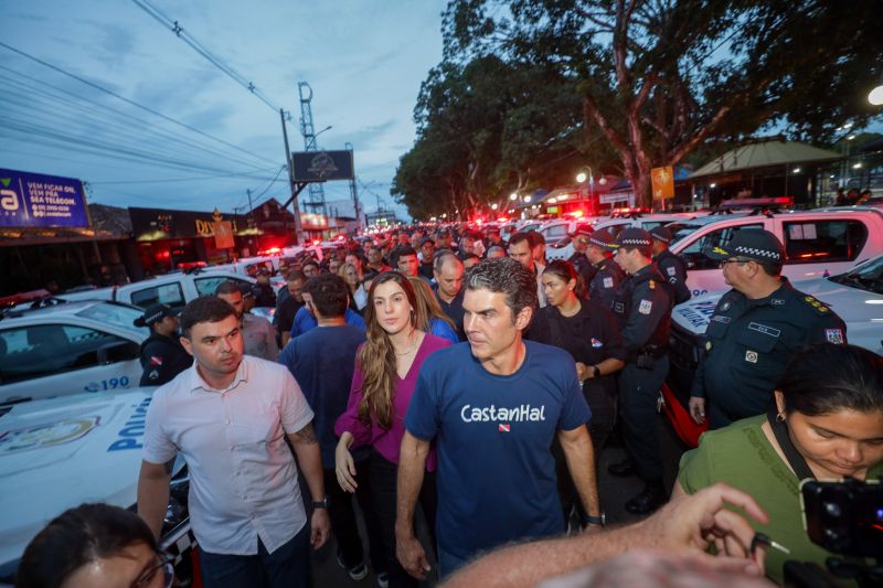 Evento GOV. HELDER BARBALHO EM  CASTANHAL - Fotos Pedro Guerreiro/ AgPará 

ARTESANATO MODELO
ENTREGA VIATURA ROSA DEAM 
ENTREGA VIATURAS PM 
TITULOS DE TERRA
SUA CASA
PRONUNCIAMENTO <div class='credito_fotos'>Foto: Pedro Guerreiro / Ag. Pará &nbsp;&nbsp;|&nbsp;&nbsp; <a href='/midias/2024/originais/18216_3e1a2bc4-4fb8-693c-f383-877bfb15f26e.jpg' download><i class='fa-solid fa-download'></i> Download</a></div>