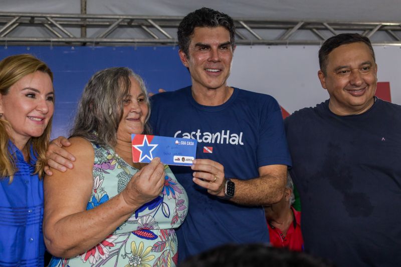 Evento GOV. HELDER BARBALHO EM  CASTANHAL - Fotos Pedro Guerreiro/ AgPará 

ARTESANATO MODELO
ENTREGA VIATURA ROSA DEAM 
ENTREGA VIATURAS PM 
TITULOS DE TERRA
SUA CASA
PRONUNCIAMENTO <div class='credito_fotos'>Foto: Pedro Guerreiro / Ag. Pará &nbsp;&nbsp;|&nbsp;&nbsp; <a href='/midias/2024/originais/18216_80062c95-5634-8bd2-fa62-696aff1a35e1.jpg' download><i class='fa-solid fa-download'></i> Download</a></div>