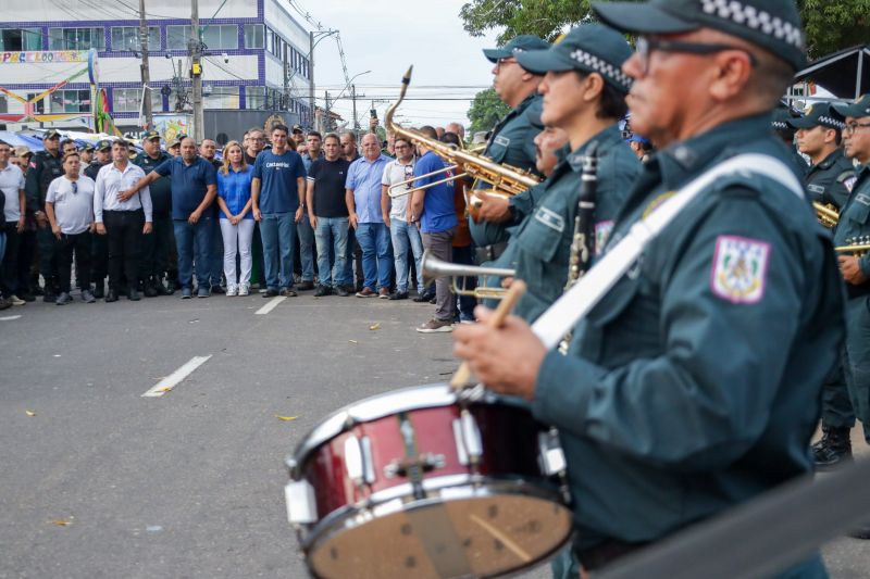 Evento GOV. HELDER BARBALHO EM  CASTANHAL - Fotos Pedro Guerreiro/ AgPará 

ARTESANATO MODELO
ENTREGA VIATURA ROSA DEAM 
ENTREGA VIATURAS PM 
TITULOS DE TERRA
SUA CASA
PRONUNCIAMENTO <div class='credito_fotos'>Foto: Pedro Guerreiro / Ag. Pará &nbsp;&nbsp;|&nbsp;&nbsp; <a href='/midias/2024/originais/18216_f1a09eb2-9d56-5913-1417-b9b41344e1ba.jpg' download><i class='fa-solid fa-download'></i> Download</a></div>