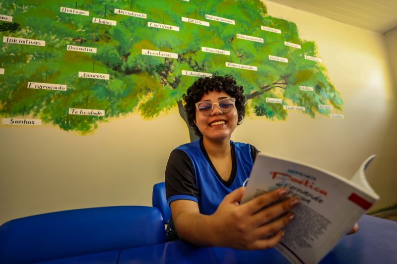 Abigail Araújo - Estudante <div class='credito_fotos'>Foto: Bruno Cecim / Ag.Pará &nbsp;&nbsp;|&nbsp;&nbsp; <a href='/midias/2024/originais/18219_42e2183b-de48-0eaa-a11f-a1453e628dc0.jpg' download><i class='fa-solid fa-download'></i> Download</a></div>