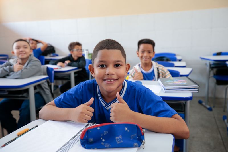 Aluno, Davi Gabriel, nove anos. <div class='credito_fotos'>Foto: Marco Santos / Ag. Pará &nbsp;&nbsp;|&nbsp;&nbsp; <a href='/midias/2024/originais/18236_a6137444-c5d5-340a-309f-2adba9b885b0.jpg' download><i class='fa-solid fa-download'></i> Download</a></div>