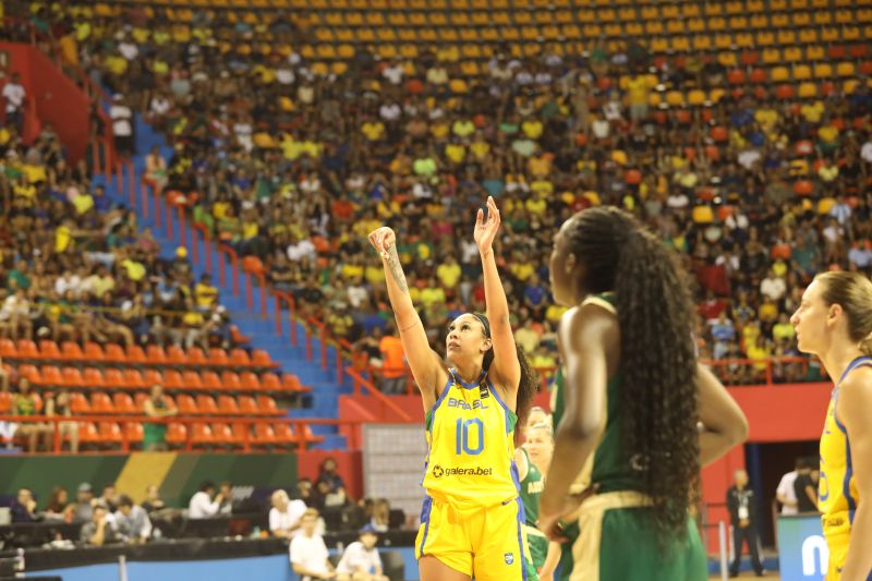  <div class='credito_fotos'>Foto: Marco Santos / Ag. Pará &nbsp;&nbsp;|&nbsp;&nbsp; <a href='/midias/2024/originais/18306_6cb2b53a-2ff7-4c3d-d26f-e931049f82c4.jpg' download><i class='fa-solid fa-download'></i> Download</a></div>