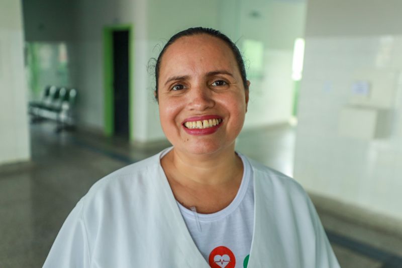 Eliene de Souza Soares - Tec de enfermagem <div class='credito_fotos'>Foto: Marcelo Lelis / Ag. Pará &nbsp;&nbsp;|&nbsp;&nbsp; <a href='/midias/2024/originais/18359_4ddc06cf-d44e-8f21-a754-0f8698abfbf0.jpg' download><i class='fa-solid fa-download'></i> Download</a></div>
