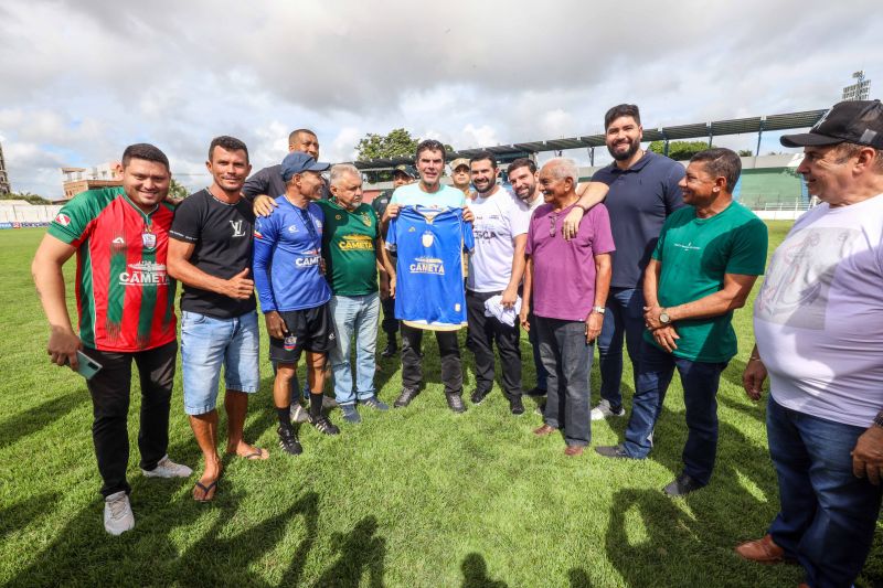  <div class='credito_fotos'>Foto: Alex Ribeiro / Ag. Pará &nbsp;&nbsp;|&nbsp;&nbsp; <a href='/midias/2024/originais/18421_0cbdbce5-a55d-0ff2-1d15-42b3f2968314.jpg' download><i class='fa-solid fa-download'></i> Download</a></div>