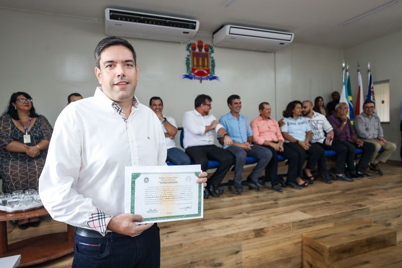 Rodrigo Prato, médico revalidado <div class='credito_fotos'>Foto: Pedro Guerreiro / Ag. Pará &nbsp;&nbsp;|&nbsp;&nbsp; <a href='/midias/2024/originais/18445_73e7828f-65f2-dc51-7fd7-97ac705f6082.jpg' download><i class='fa-solid fa-download'></i> Download</a></div>