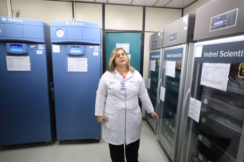 Adriana Pimenta, gerente de Distribuição de Produtos Hemoterápicos do Hemopa <div class='credito_fotos'>Foto: Bruno Cruz / Ag. Pará &nbsp;&nbsp;|&nbsp;&nbsp; <a href='/midias/2024/originais/18456_48b87c85-4c9b-4f87-d1aa-b7b0be1da25d.jpg' download><i class='fa-solid fa-download'></i> Download</a></div>