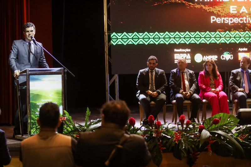  <div class='credito_fotos'>Foto: Alex Ribeiro / Ag. Pará &nbsp;&nbsp;|&nbsp;&nbsp; <a href='/midias/2024/originais/18482_1b500111-7007-ee9b-becc-eb428f5b0c91.jpg' download><i class='fa-solid fa-download'></i> Download</a></div>