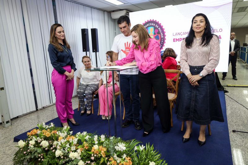  <div class='credito_fotos'>Foto: Alex Ribeiro / Ag. Pará &nbsp;&nbsp;|&nbsp;&nbsp; <a href='/midias/2024/originais/18494_61e8c757-6de4-1b58-8fc4-96bf9176d987.jpg' download><i class='fa-solid fa-download'></i> Download</a></div>