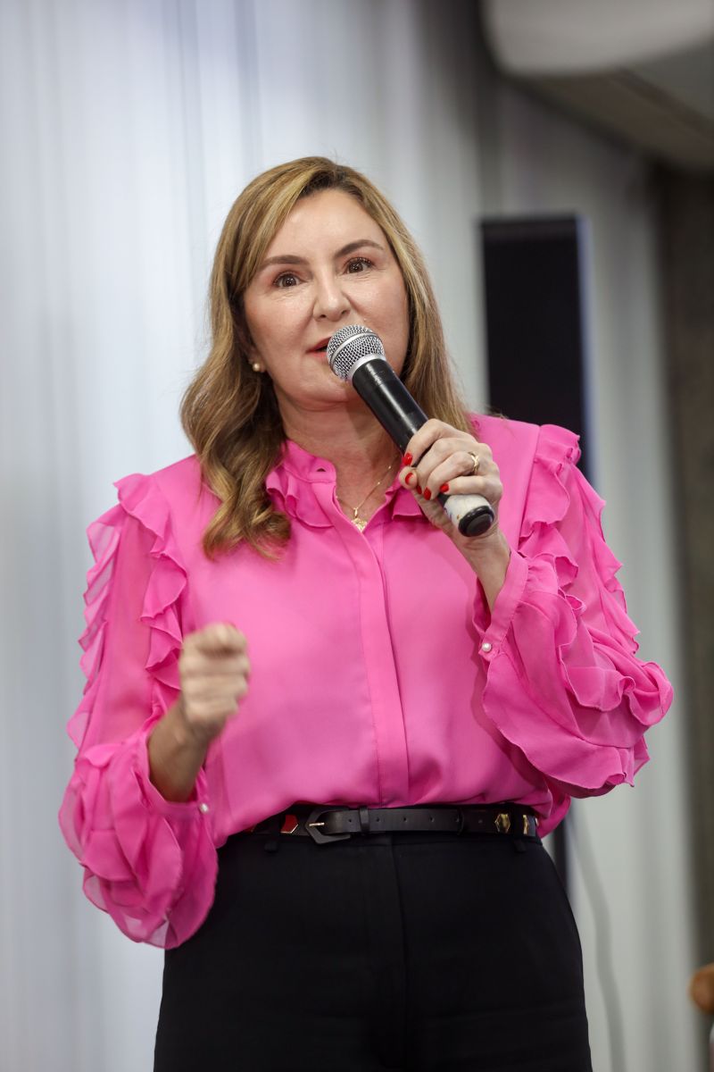  <div class='credito_fotos'>Foto: Alex Ribeiro / Ag. Pará &nbsp;&nbsp;|&nbsp;&nbsp; <a href='/midias/2024/originais/18494_747f4bf3-d40c-6f29-fc39-06b9a79441c8.jpg' download><i class='fa-solid fa-download'></i> Download</a></div>