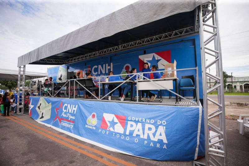  <div class='credito_fotos'>Foto: ASDECOM / DETRAN &nbsp;&nbsp;|&nbsp;&nbsp; <a href='/midias/2024/originais/18548_7a990b59-c4f3-5580-1ae3-51b713ab9612.jpg' download><i class='fa-solid fa-download'></i> Download</a></div>