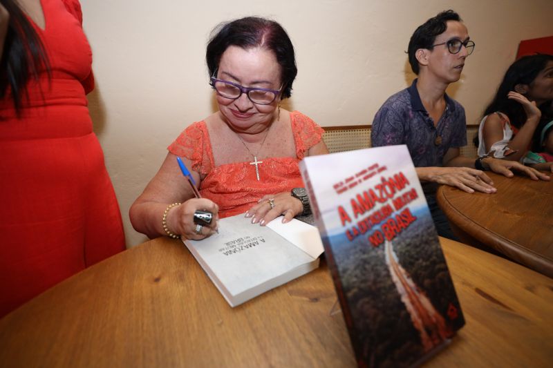  <div class='credito_fotos'>Foto: Alex Ribeiro / Ag. Pará &nbsp;&nbsp;|&nbsp;&nbsp; <a href='/midias/2024/originais/18640_884d906a-2848-d18e-e629-1f217b953f97.jpg' download><i class='fa-solid fa-download'></i> Download</a></div>