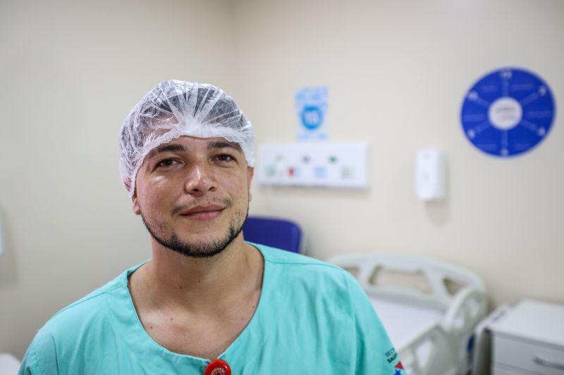 Felipe Moraes - Técnico de enfermagem <div class='credito_fotos'>Foto: Marcelo Lelis / Ag. Pará &nbsp;&nbsp;|&nbsp;&nbsp; <a href='/midias/2024/originais/18641_169a52d5-3484-4b6c-1712-217f74b4b404.jpg' download><i class='fa-solid fa-download'></i> Download</a></div>