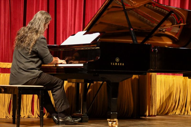  <div class='credito_fotos'>Foto: Bruno Cecim / Ag.Pará &nbsp;&nbsp;|&nbsp;&nbsp; <a href='/midias/2024/originais/18725_ac48bc98-a106-032e-e7ee-0b4f7bf0e14f.jpg' download><i class='fa-solid fa-download'></i> Download</a></div>