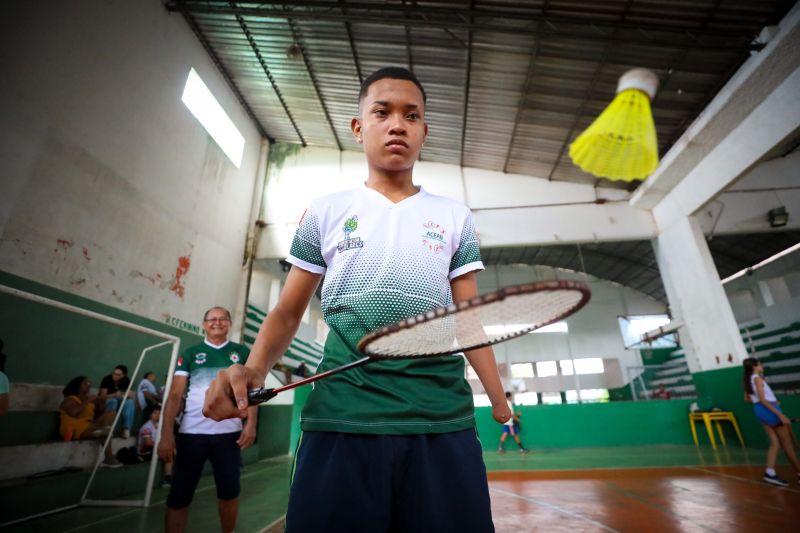 Anderson Nascimento, 16 anos, atleta do parabadminton <div class='credito_fotos'>Foto: Marcelo Lelis / Ag. Pará &nbsp;&nbsp;|&nbsp;&nbsp; <a href='/midias/2024/originais/18793_59ff9082-8479-5e6b-755f-1c62cb6865ae.jpg' download><i class='fa-solid fa-download'></i> Download</a></div>
