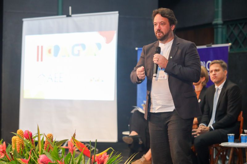 Paulo Iles <div class='credito_fotos'>Foto: Bruno Cecim / Ag.Pará &nbsp;&nbsp;|&nbsp;&nbsp; <a href='/midias/2024/originais/18802_fab5f68a-7391-6c5e-06d1-596866c8e065.jpg' download><i class='fa-solid fa-download'></i> Download</a></div>