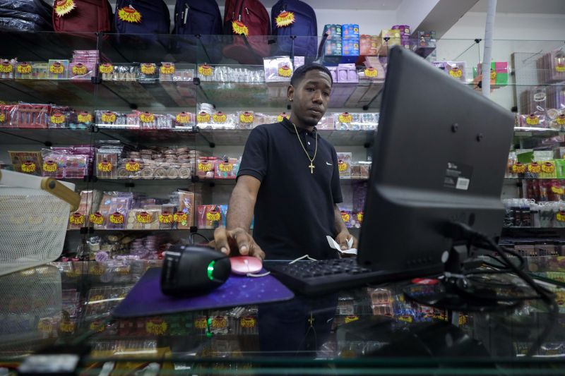  <div class='credito_fotos'>Foto: Wellyngton Coelho / Ag.Pará &nbsp;&nbsp;|&nbsp;&nbsp; <a href='/midias/2024/originais/18820_81453d48-0b7e-9bc1-429b-6484384fb276.jpg' download><i class='fa-solid fa-download'></i> Download</a></div>