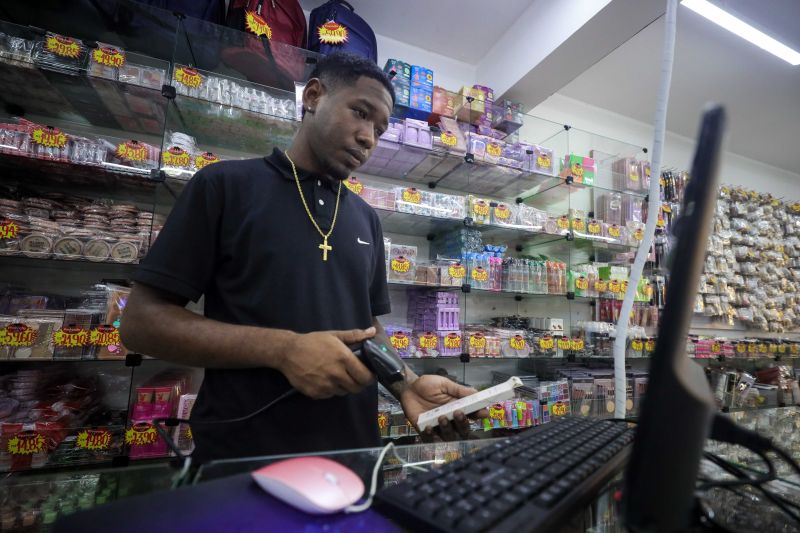  <div class='credito_fotos'>Foto: Wellyngton Coelho / Ag.Pará &nbsp;&nbsp;|&nbsp;&nbsp; <a href='/midias/2024/originais/18820_e4396aa3-1c82-3aa8-2854-6153d428cba9.jpg' download><i class='fa-solid fa-download'></i> Download</a></div>