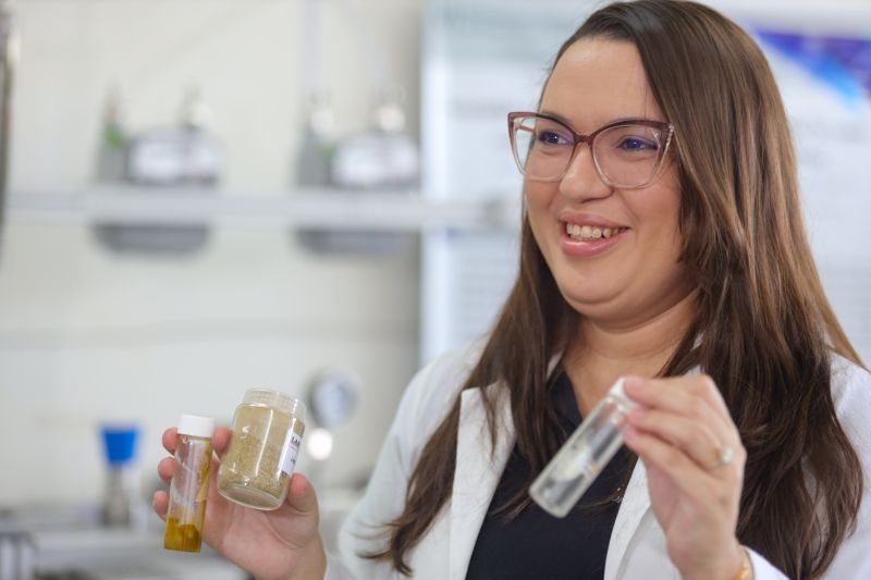 Ana Paula Silva, pesquisadora do Labtecs <div class='credito_fotos'>Foto: Bruno Cecim / Ag.Pará &nbsp;&nbsp;|&nbsp;&nbsp; <a href='/midias/2024/originais/18855_c17c6af3-0bd7-934c-f260-c4633612e3eb.jpg' download><i class='fa-solid fa-download'></i> Download</a></div>