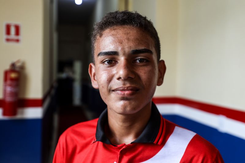 Enzo Gabriel, aluno de administração <div class='credito_fotos'>Foto: Marcelo Lelis / Ag. Pará &nbsp;&nbsp;|&nbsp;&nbsp; <a href='/midias/2024/originais/18885_010cba72-f344-72b0-627b-c7f270a8bd15.jpg' download><i class='fa-solid fa-download'></i> Download</a></div>