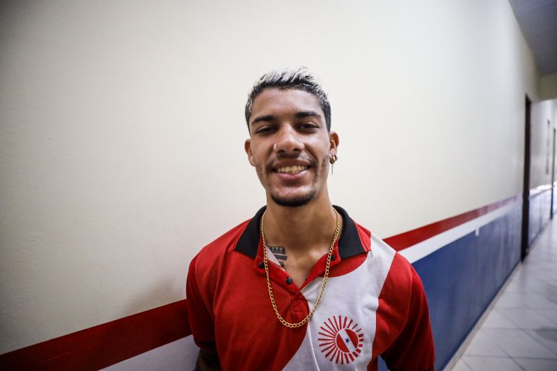 Filipe Henrique, Aluno do curso técnico em comércio <div class='credito_fotos'>Foto: Marcelo Lelis / Ag. Pará &nbsp;&nbsp;|&nbsp;&nbsp; <a href='/midias/2024/originais/18885_5990169a-e3f7-5cf6-150e-413902a5419a.jpg' download><i class='fa-solid fa-download'></i> Download</a></div>