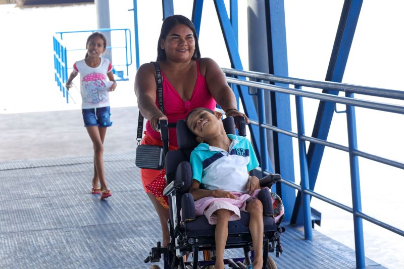 Adaiane da Silva, moradora do Acará <div class='credito_fotos'>Foto: Pedro Guerreiro / Ag. Pará &nbsp;&nbsp;|&nbsp;&nbsp; <a href='/midias/2024/originais/18945_0dd953d9-cb50-ee89-417c-b7d78e4e11ae.jpg' download><i class='fa-solid fa-download'></i> Download</a></div>