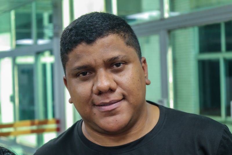 Dinicley Alves - professor <div class='credito_fotos'>Foto: Bruno Cecim / Ag.Pará &nbsp;&nbsp;|&nbsp;&nbsp; <a href='/midias/2024/originais/19969_6329be17-d4b8-9161-1cae-fd5ce7a2237d.jpg' download><i class='fa-solid fa-download'></i> Download</a></div>