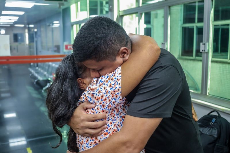 MarIa Goreth Aguiar - dona de casa

Dinicley Alves - professor <div class='credito_fotos'>Foto: Bruno Cecim / Ag.Pará &nbsp;&nbsp;|&nbsp;&nbsp; <a href='/midias/2024/originais/19969_e3942e75-e7ad-84bc-96d7-2511384ee977.jpg' download><i class='fa-solid fa-download'></i> Download</a></div>