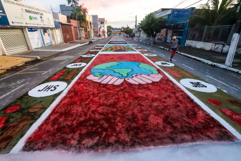 Tradição cultural e religiosa leva fiéis às ruas de Capanema para celebrar Corpus Christi 

FOTOS: ALEX RIBEIRO/AGPARÁ <div class='credito_fotos'>Foto: Alex Ribeiro / Ag. Pará &nbsp;&nbsp;|&nbsp;&nbsp; <a href='/midias/2024/originais/20055_3f4ab257-3ff5-48b9-c58e-3ded13602dee.jpg' download><i class='fa-solid fa-download'></i> Download</a></div>