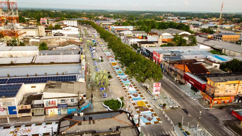 Tradição cultural e religiosa leva fiéis às ruas de Capanema para celebrar Corpus Christi 


Fotos: Augusto Miranda / AGPARÁ <div class='credito_fotos'>Foto: Augusto Miranda / Ag. Pará &nbsp;&nbsp;|&nbsp;&nbsp; <a href='/midias/2024/originais/20057_1c787738-48a7-8d56-a9bd-612c24080236.jpg' download><i class='fa-solid fa-download'></i> Download</a></div>