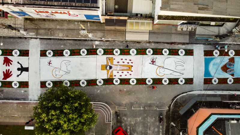 Tradição cultural e religiosa leva fiéis às ruas de Capanema para celebrar Corpus Christi 


Fotos: Augusto Miranda / AGPARÁ <div class='credito_fotos'>Foto: Augusto Miranda / Ag. Pará &nbsp;&nbsp;|&nbsp;&nbsp; <a href='/midias/2024/originais/20057_572e78d2-e71c-7392-baaf-ce6d74bab338.jpg' download><i class='fa-solid fa-download'></i> Download</a></div>