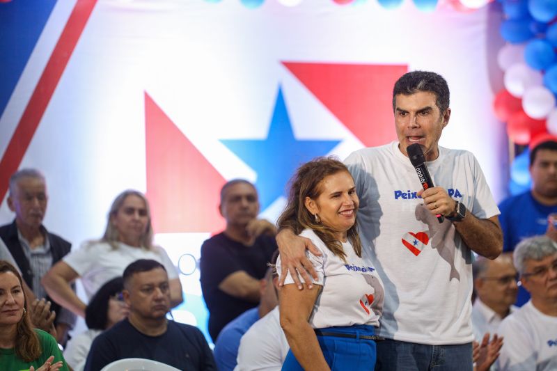 Agenda Gov PEIXE BOI - Fotos Pedro Guerreiro

PopulaÃ§Ã£o de Peixe-Boi comemora a entrega de nova escola Jonathas Pontes Athias <div class='credito_fotos'>Foto: Pedro Guerreiro / Ag. Pará &nbsp;&nbsp;|&nbsp;&nbsp; <a href='/midias/2024/originais/20066_18ea68b4-30b2-33e5-f2b6-b83b23b0f493.jpg' download><i class='fa-solid fa-download'></i> Download</a></div>
