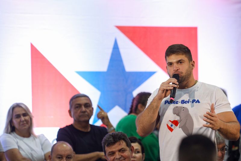 Agenda Gov PEIXE BOI - Fotos Pedro Guerreiro

PopulaÃ§Ã£o de Peixe-Boi comemora a entrega de nova escola Jonathas Pontes Athias <div class='credito_fotos'>Foto: Pedro Guerreiro / Ag. Pará &nbsp;&nbsp;|&nbsp;&nbsp; <a href='/midias/2024/originais/20066_d3c5c4b9-ff7a-97b0-2861-618a397d4ae4.jpg' download><i class='fa-solid fa-download'></i> Download</a></div>