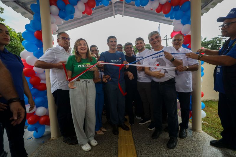 Agenda Gov PEIXE BOI - Fotos Pedro Guerreiro

PopulaÃ§Ã£o de Peixe-Boi comemora a entrega de nova escola Jonathas Pontes Athias <div class='credito_fotos'>Foto: Pedro Guerreiro / Ag. Pará &nbsp;&nbsp;|&nbsp;&nbsp; <a href='/midias/2024/originais/20066_e9df2fa7-402c-b33f-2b82-40ad5ad5efca.jpg' download><i class='fa-solid fa-download'></i> Download</a></div>