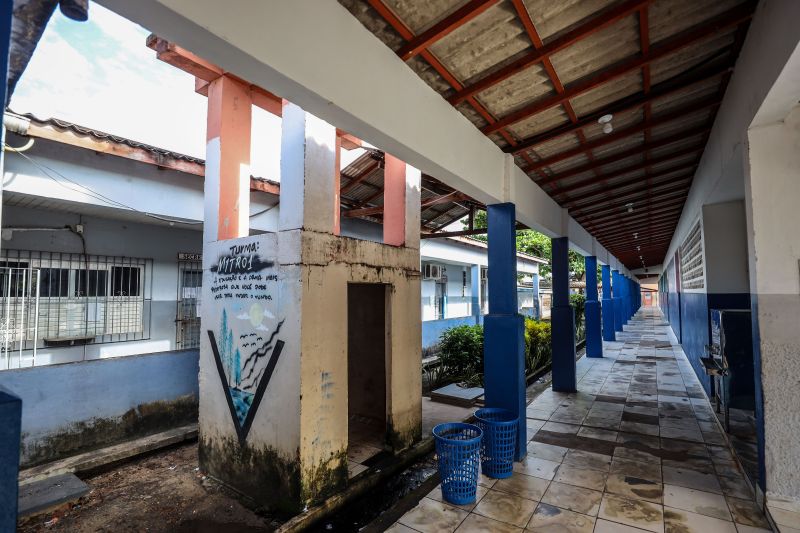 Local onde será construída a nova Escola Paulino de Brito • Centro Especializado de Atendimento a Meninas e Mulheres Marajoaras <div class='credito_fotos'>Foto: Marcelo Lelis / Ag. Pará &nbsp;&nbsp;|&nbsp;&nbsp; <a href='/midias/2024/originais/20113_cca2eed9-ce24-2257-c3e2-55a645c3107a.jpg' download><i class='fa-solid fa-download'></i> Download</a></div>
