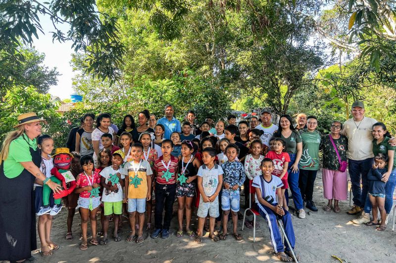 Soltura de 3 mil quelônios no rio Araguaia marcam programação pelo “Junho Verde” no sudeste paraense <div class='credito_fotos'>Foto: João Vitor Santos / Ascom Ideflor-Bio &nbsp;&nbsp;|&nbsp;&nbsp; <a href='/midias/2024/originais/20124_4d537725-0fc5-63eb-8435-1f7a5ad14a8e.jpg' download><i class='fa-solid fa-download'></i> Download</a></div>