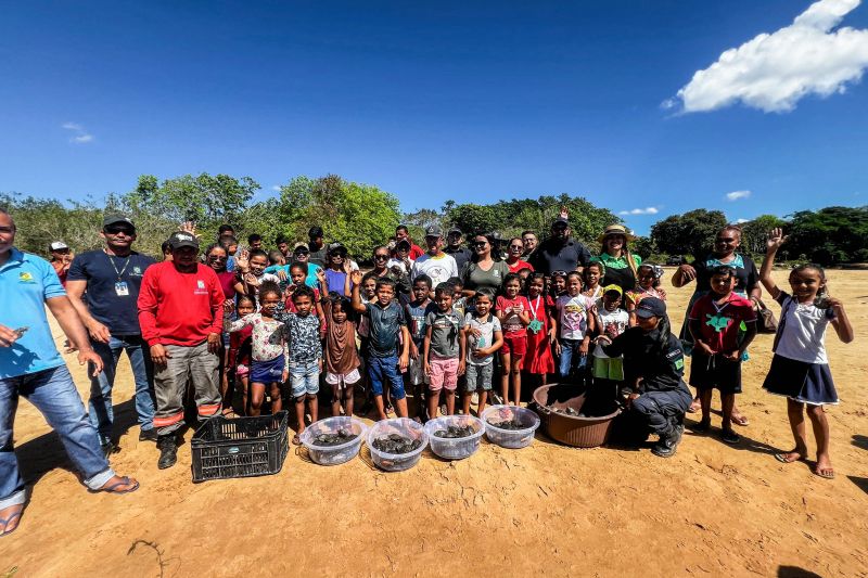 Soltura de 3 mil quelônios no rio Araguaia marcam programação pelo “Junho Verde” no sudeste paraense <div class='credito_fotos'>Foto: João Vitor Santos / Ascom Ideflor-Bio &nbsp;&nbsp;|&nbsp;&nbsp; <a href='/midias/2024/originais/20124_dd296b1d-9dd2-94fb-5123-29041c092af1.jpg' download><i class='fa-solid fa-download'></i> Download</a></div>