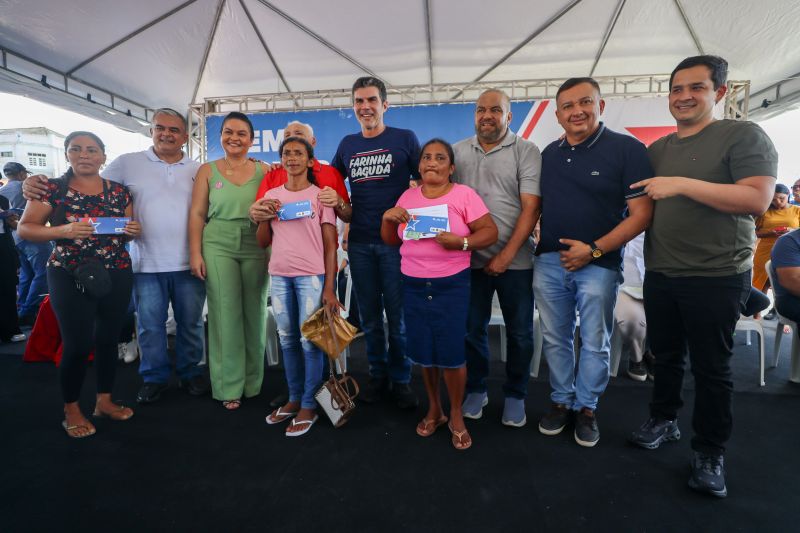 
Bragança - Entrega de Títulos de Terra - Entrega de CAR Validados para a Agricultura Familiar - Programa Regulariza Pará - Entrega de Motocicletas da Linha CredCidadão Mototaxista Pai D’Égua - Fotos Bruno Cecim/Agência Pará <div class='credito_fotos'>Foto: Bruno Cecim / Ag.Pará &nbsp;&nbsp;|&nbsp;&nbsp; <a href='/midias/2024/originais/20139_9d9a0cc1-cec3-8f39-f197-342844a2adfd.jpg' download><i class='fa-solid fa-download'></i> Download</a></div>