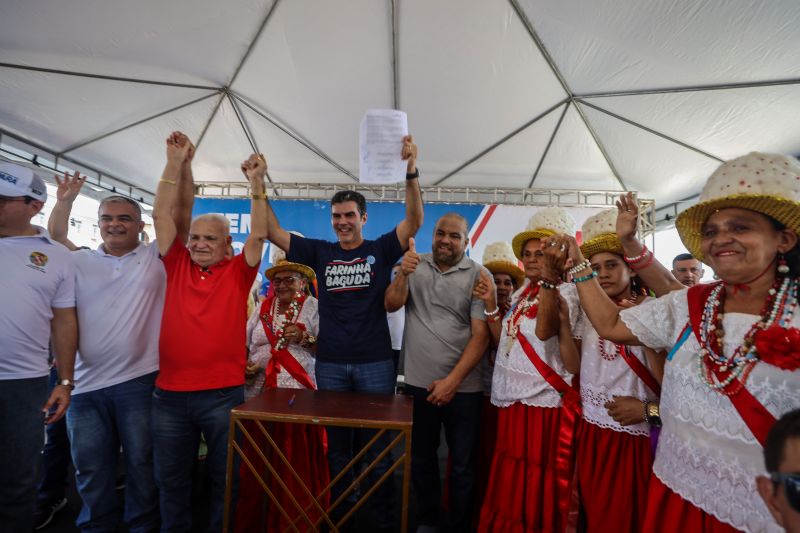 
Bragança - Entrega de Títulos de Terra - Entrega de CAR Validados para a Agricultura Familiar - Programa Regulariza Pará - Entrega de Motocicletas da Linha CredCidadão Mototaxista Pai D’Égua - Fotos Bruno Cecim/Agência Pará <div class='credito_fotos'>Foto: Bruno Cecim / Ag.Pará &nbsp;&nbsp;|&nbsp;&nbsp; <a href='/midias/2024/originais/20139_c11a913c-cc7c-5603-2e81-b9bcd1a62a10.jpg' download><i class='fa-solid fa-download'></i> Download</a></div>