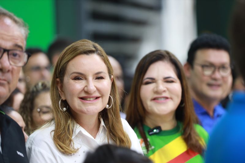 inauguração complexo esportivo 
Barcarena
Fotos:Bruno cruz/ Ag Pará 
 <div class='credito_fotos'>Foto: Bruno Cruz / Ag. Pará &nbsp;&nbsp;|&nbsp;&nbsp; <a href='/midias/2024/originais/20146_28768298-e908-30ca-2c00-1160848d2b78.jpg' download><i class='fa-solid fa-download'></i> Download</a></div>