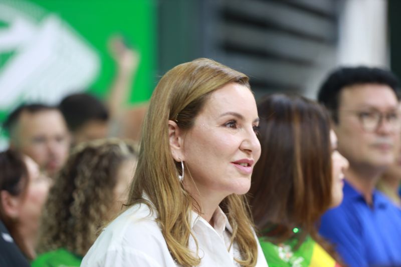 inauguração complexo esportivo 
Barcarena
Fotos:Bruno cruz/ Ag Pará 
 <div class='credito_fotos'>Foto: Bruno Cruz / Ag. Pará &nbsp;&nbsp;|&nbsp;&nbsp; <a href='/midias/2024/originais/20146_5c83ec64-4591-109e-4601-faf9150d4971.jpg' download><i class='fa-solid fa-download'></i> Download</a></div>