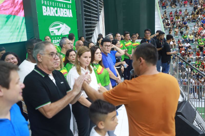inauguração complexo esportivo 
Barcarena
Fotos:Bruno cruz/ Ag Pará 
 <div class='credito_fotos'>Foto: Bruno Cruz / Ag. Pará &nbsp;&nbsp;|&nbsp;&nbsp; <a href='/midias/2024/originais/20146_b5d4f3af-7a81-c5b4-f7a8-556d7655b250.jpg' download><i class='fa-solid fa-download'></i> Download</a></div>